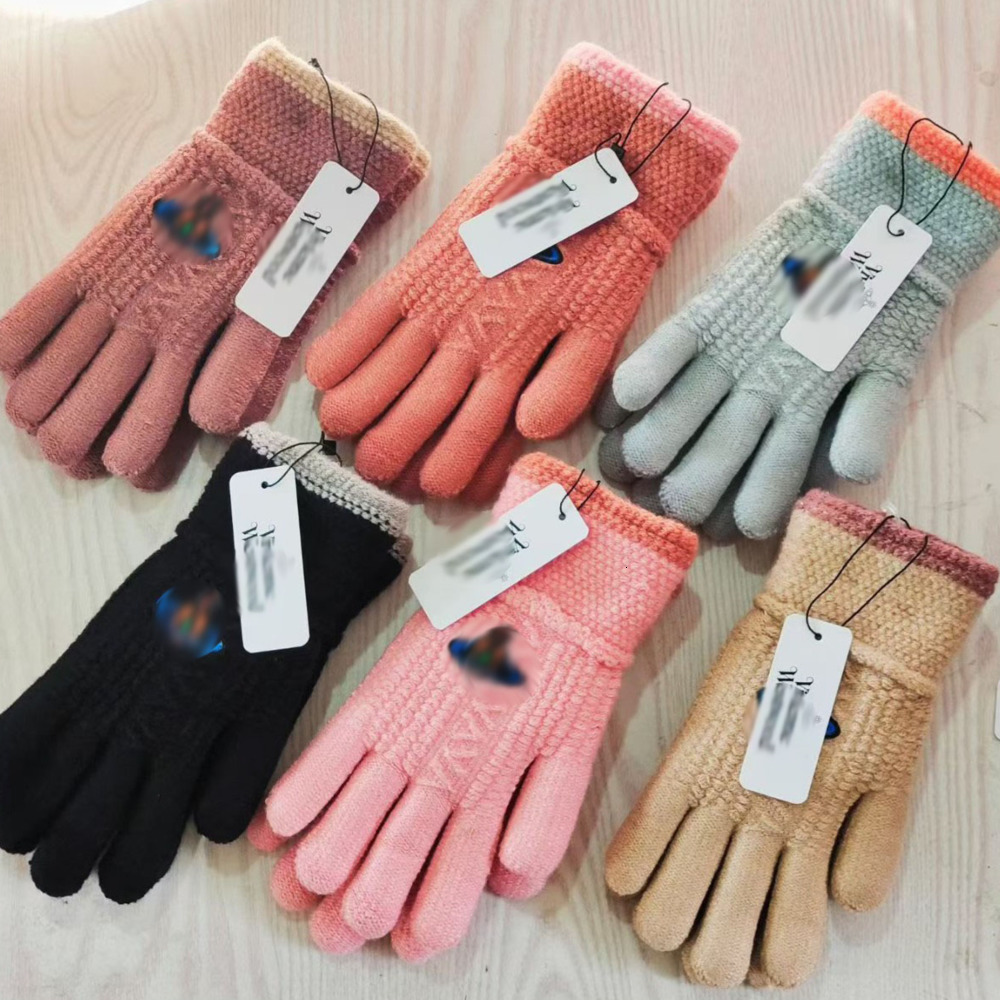 Five Fingers Gloves Designer Womens Embroidered Separated-Finger Touchscreen Knit Gloves Double-Layer Thickened Coral Fleece
