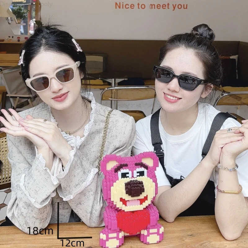 Disney New Hot-selling Small Particle Assembly Building Blocks Creative Fun Cute Strawberry Bear Series Building Block Gifts H251218