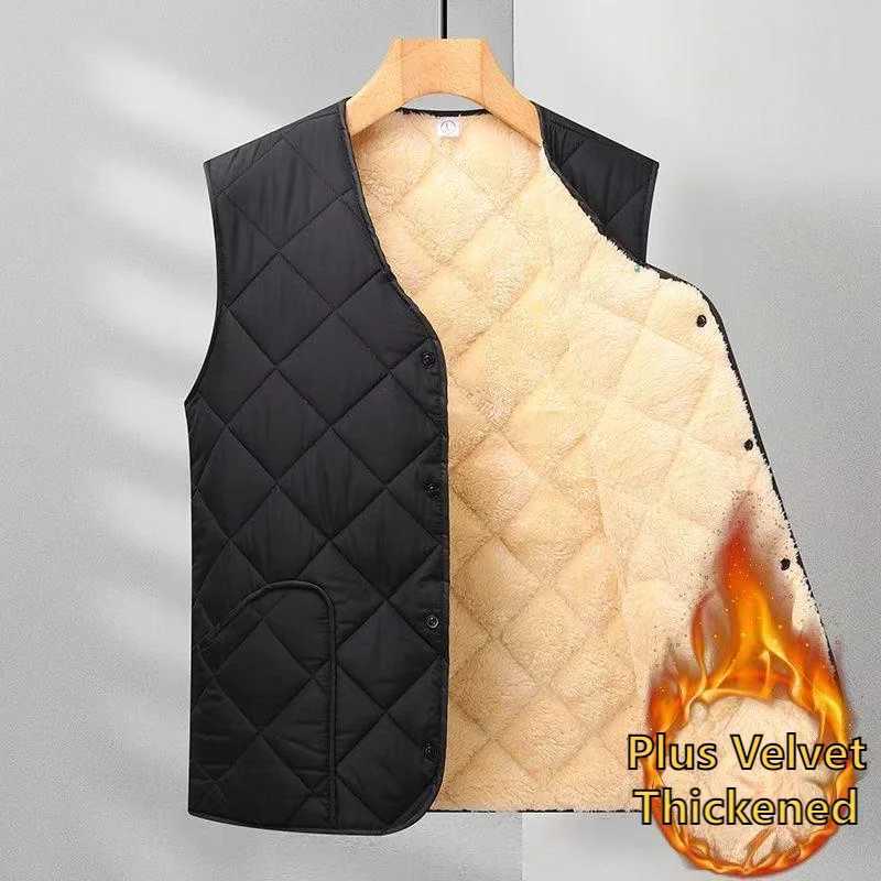 New Mens Thickened Vests Autumn Winter Layering 2025 Versatile Casual Outerwear Vest Men Collarless Fleece-Lined WaistcoatG251218