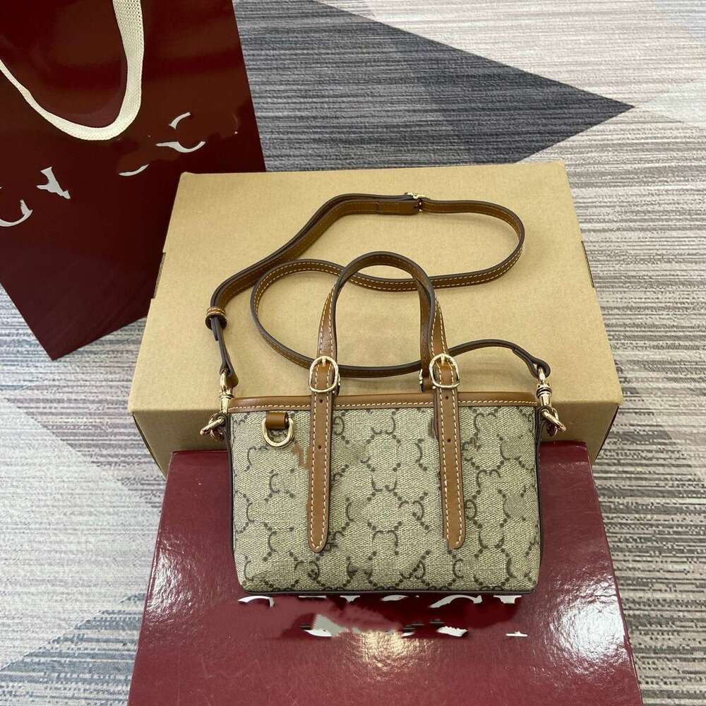 G u c c i Designer Bag Gu Ci luxury tote bag shoulder bag Vintage Large Capacity Shoulder New Versatile Casual Underarm Crossbody Bag Exclusive for women