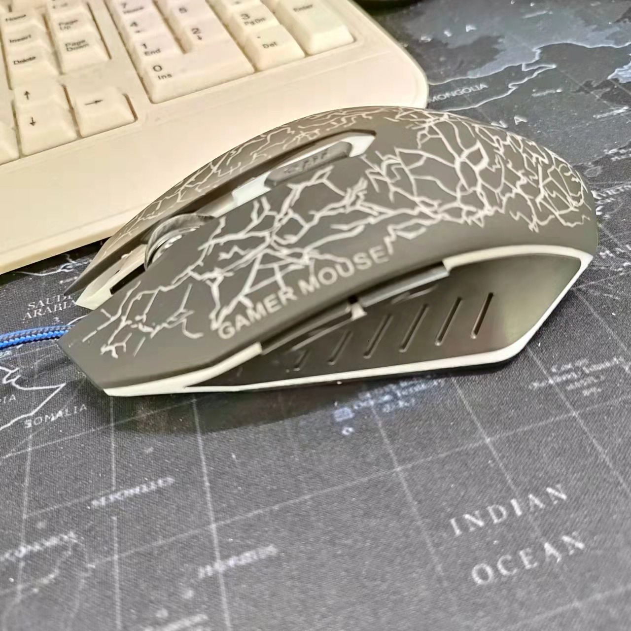 RGB G.SKILL Trident Z5 Series (Intel XMP 3.0) DDR5 RAM 32GB (2x16GB) 6400MT/s CL32 1.40V Desktop Computer Memory UDIMM - Black smile (Intel 3.0) () -