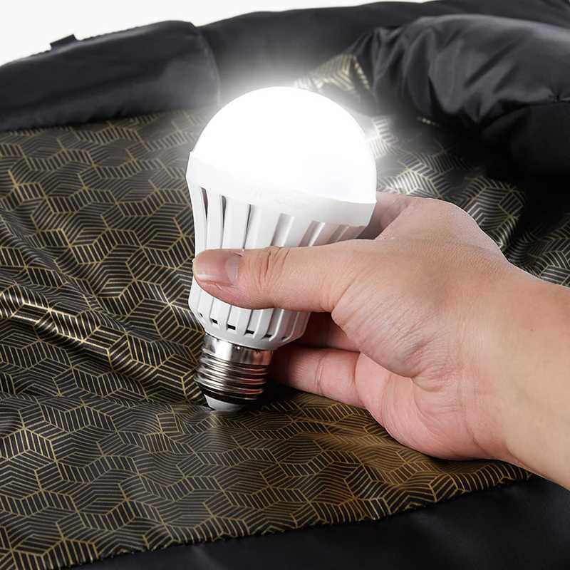 Large Size 8XL Mens Vest Jacket Winter Warm Sleeveless Men Jacket Fashion Hooded Casual Vest Men Thicken Waistcoat CoatG251218