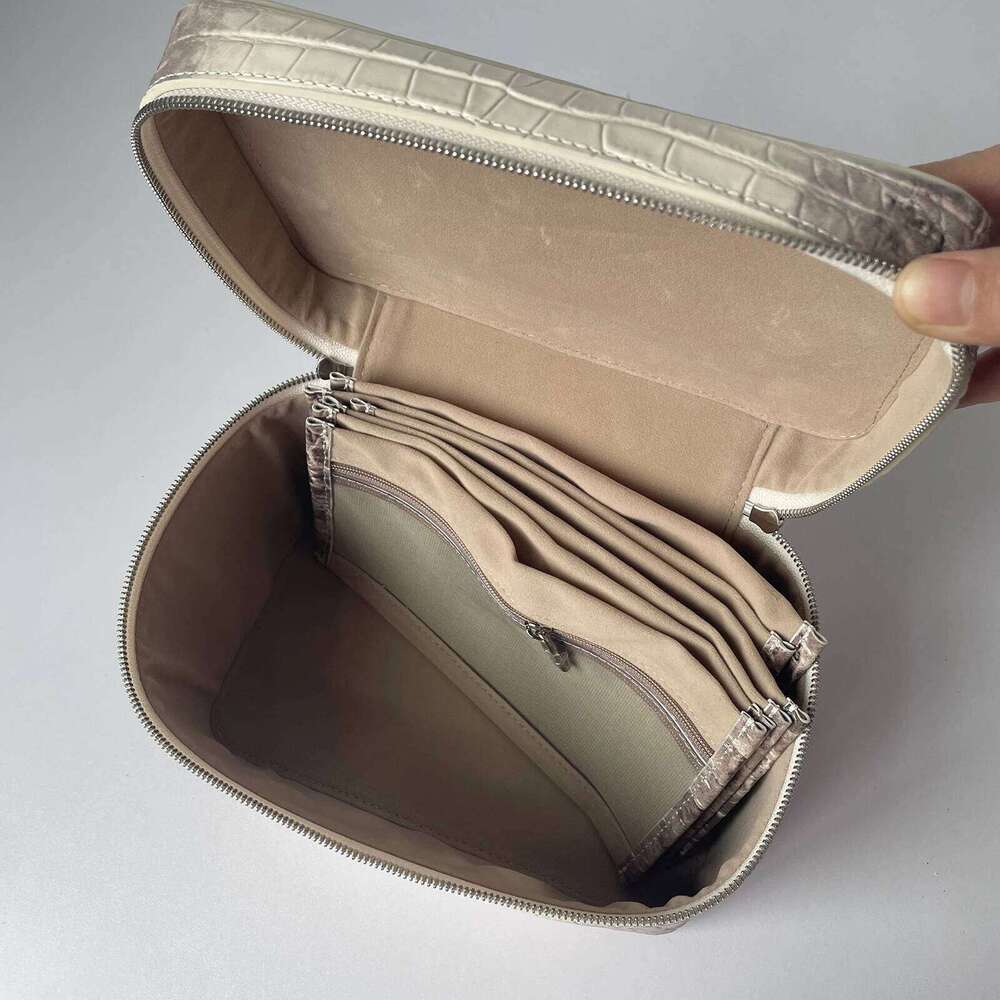 Cowhide Crocodile Pattern Cosmetic New Himalayan Leather Portable Travel Toiletry Bag Women's Jewelry Storage Makeup Handbag St251218