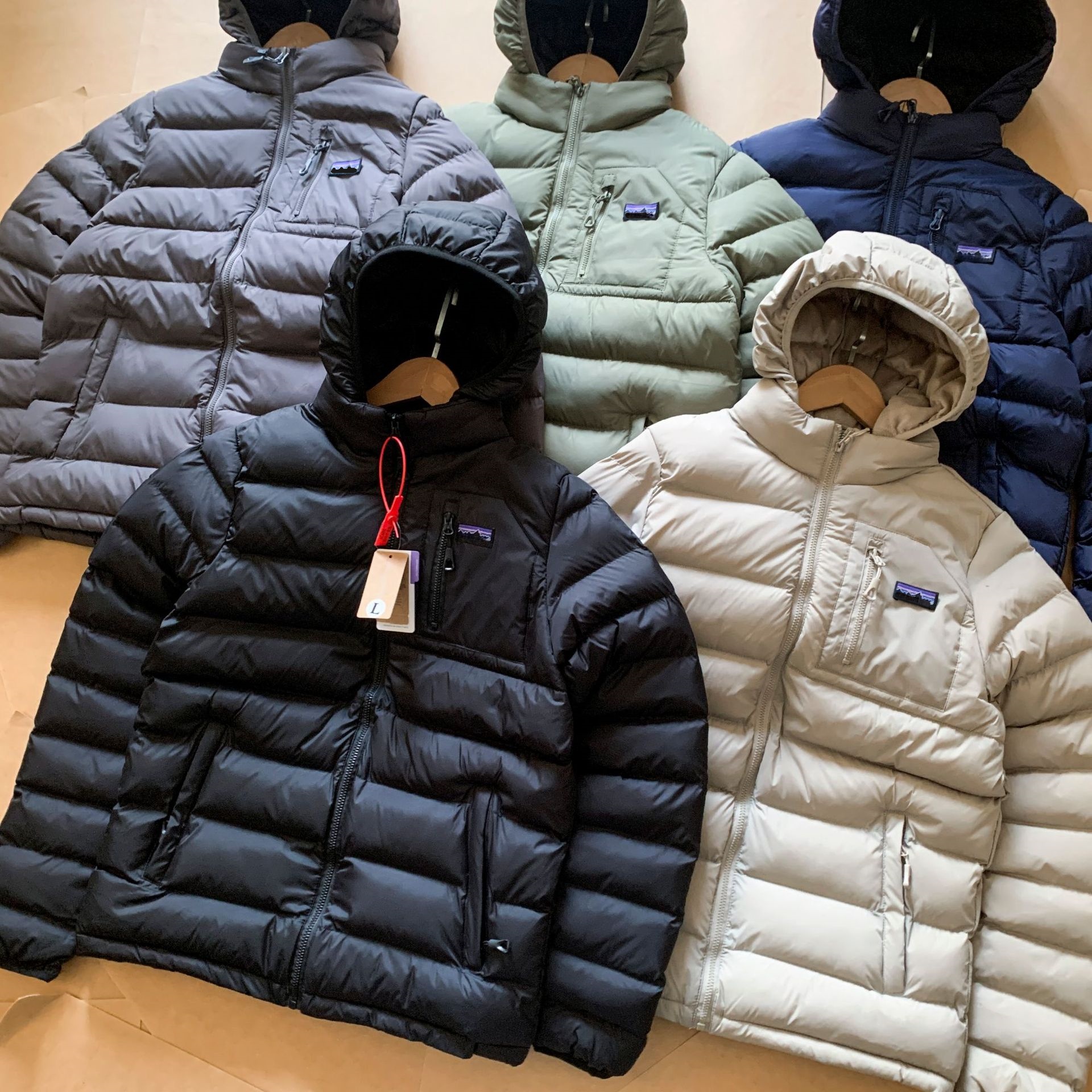 Designer Jackets Mens Puffer Jackets Letter Embroidered Logo Winter Outdoor Windproof Warm Cotton Padding Men Detachable Parka Jackets Coats