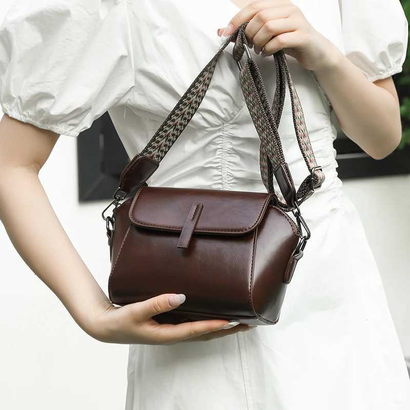 2024 New High Quality Soft Leather Womens Handbag Vintage Fashion Women Shoulder Bags Luxury Designer Female Crossbody Bag SacT251218