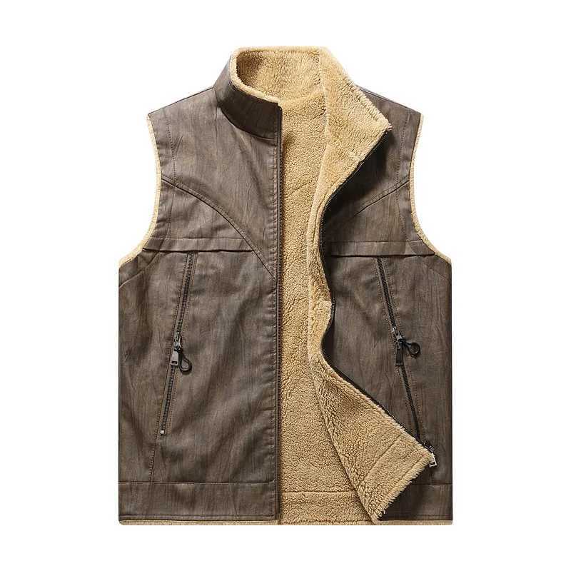 2025 New Men Vest Autumn and Winter Trend Versatile Fleece Warm Sleeveless Jacket Outdoor Leisure Camping Travel Jacket Men VestG251218