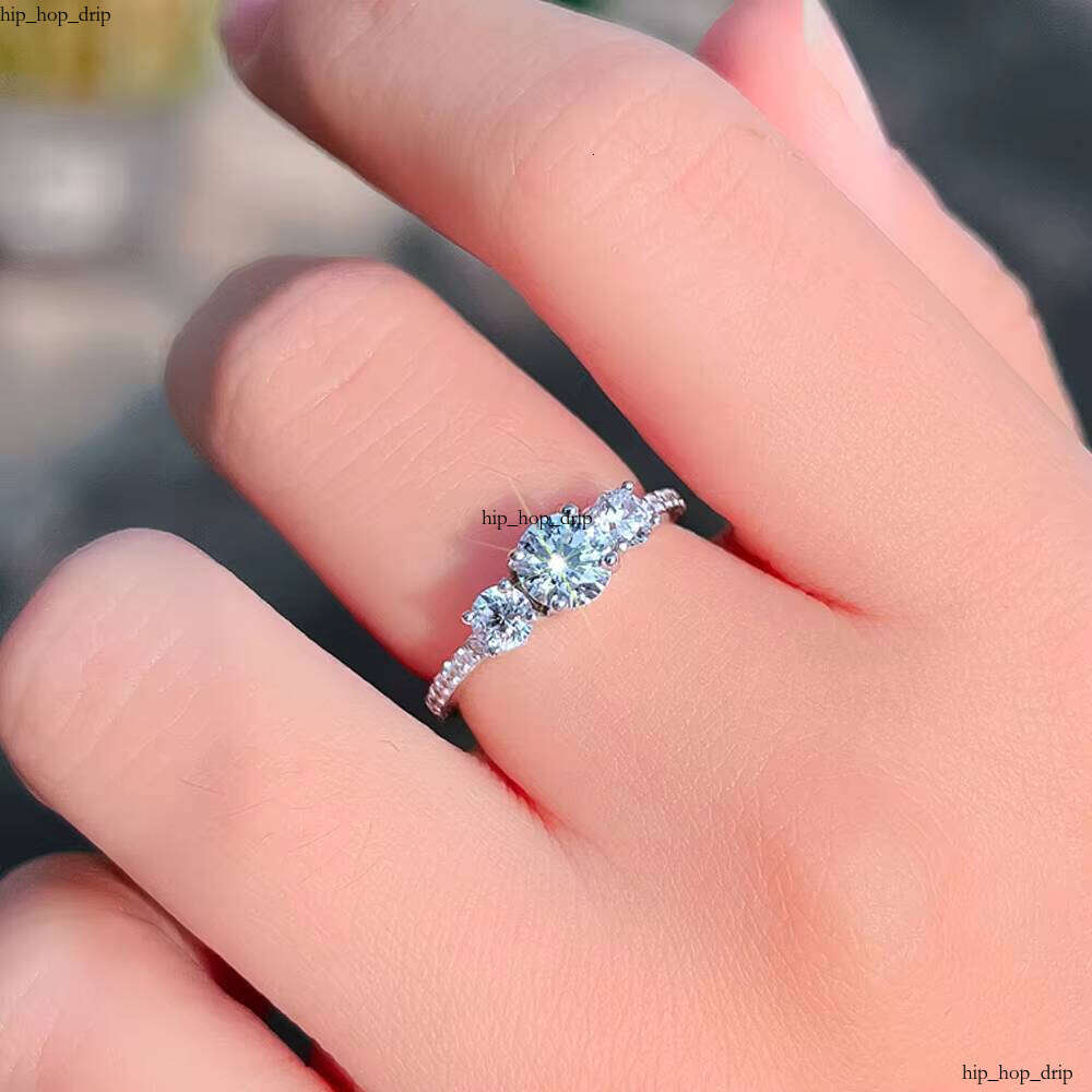 3 Stones 4mm 6mm VVS Moissanite Paved Ring for Women