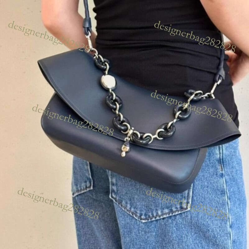 toteBag Shoulder Bag Autumn Winter Classic Wave Skirt Wrist Bag Light Luxury Niche Fashion Hot Item Exquisite Celebrity Same Style