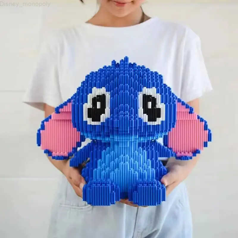 Disney Large Stitch Building Block Assembly Toy DIY Childrens Toy Birthday Gift 3D Puzzle Desktop Decoration 30cm Delivery Kids Toy H251218