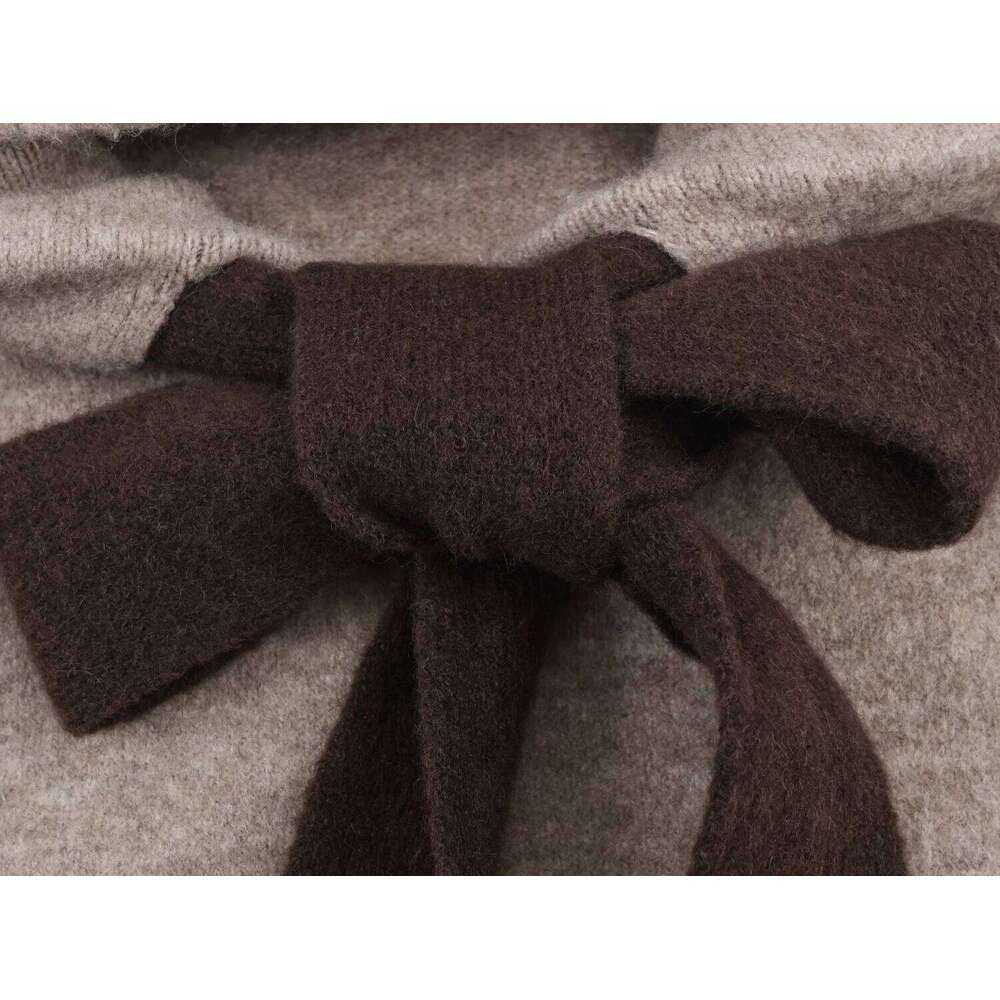 2025 Winter New Women's Casual Fashionable Simple Long-Sleeved Hooded Knitted Cardigan With Bow Decoration