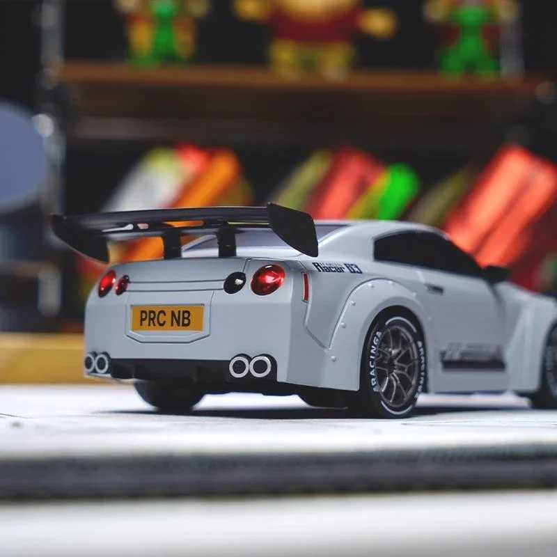 RC Drift Car 1/24 4WD Mini RC Drift Racing Model 24G Radio Full Scale with Light Professional Remote Control Car Boy Toy Gift G251218