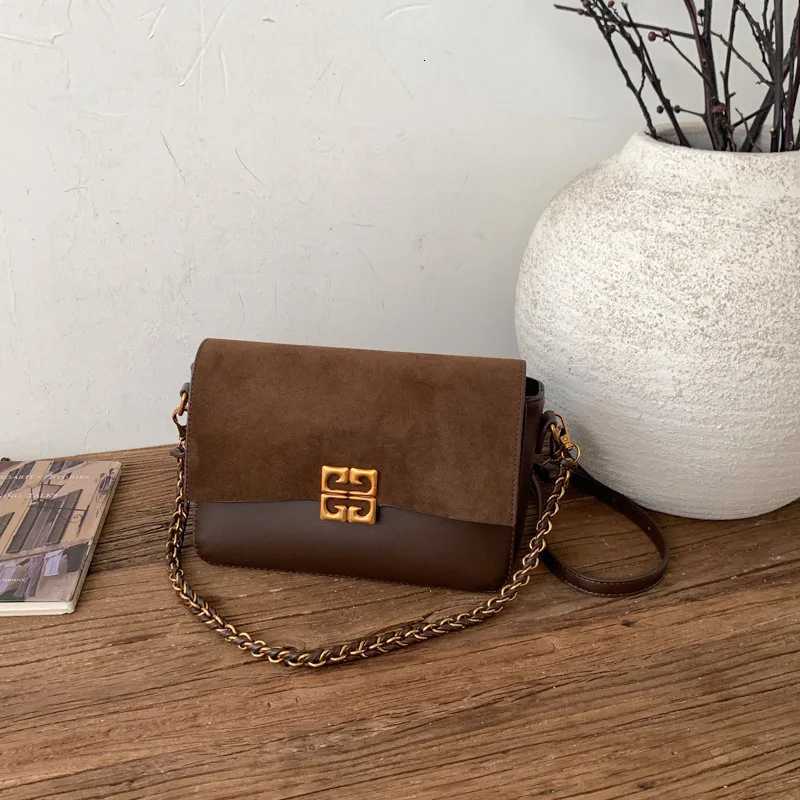 Large-capacity Versatile Bag for Women New Fashionable Casual Handbag High-end Commuter Messenger BagT251218