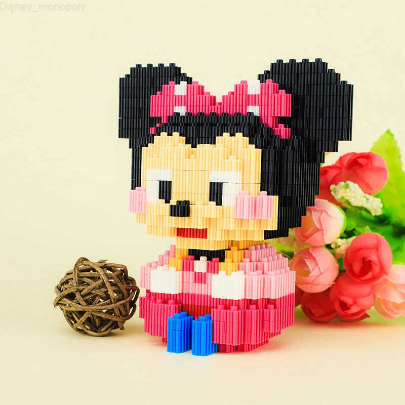 Disney 354pcs Connection Building Blocks Mickey Mouse Winnie Pooh Donald Daisy Piglet 3D Model Mini Brick Figures For Children Toys H251218