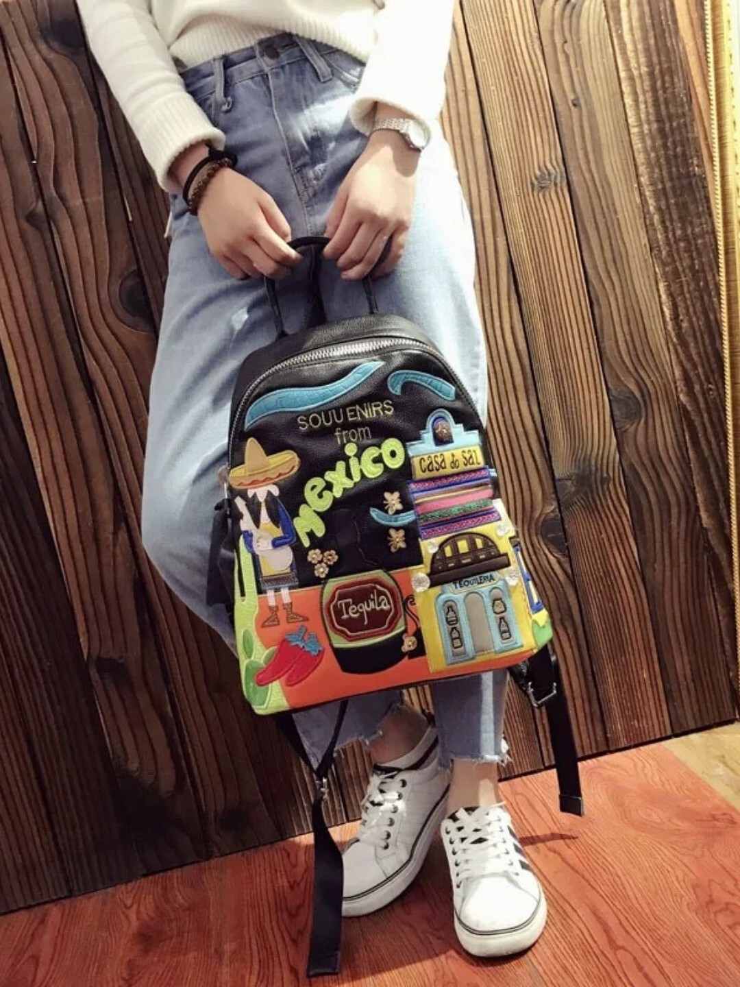 Designer Luxury Ladies' Schoolbag Theme Embroidered Large-capacity Casual Backpack, Hand-held Casual Backpack