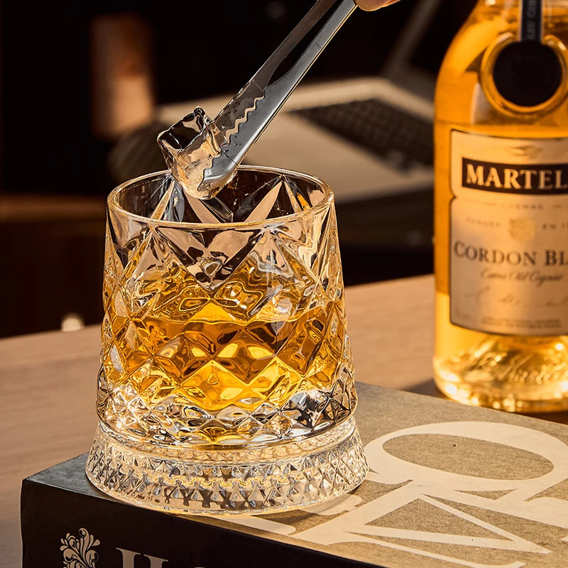Whiskey Glasses Rotating Whisky Glass with Glass Base 360 Rotate Degrees Crystal Rum Glass for Cocktail Party Drinking 251218