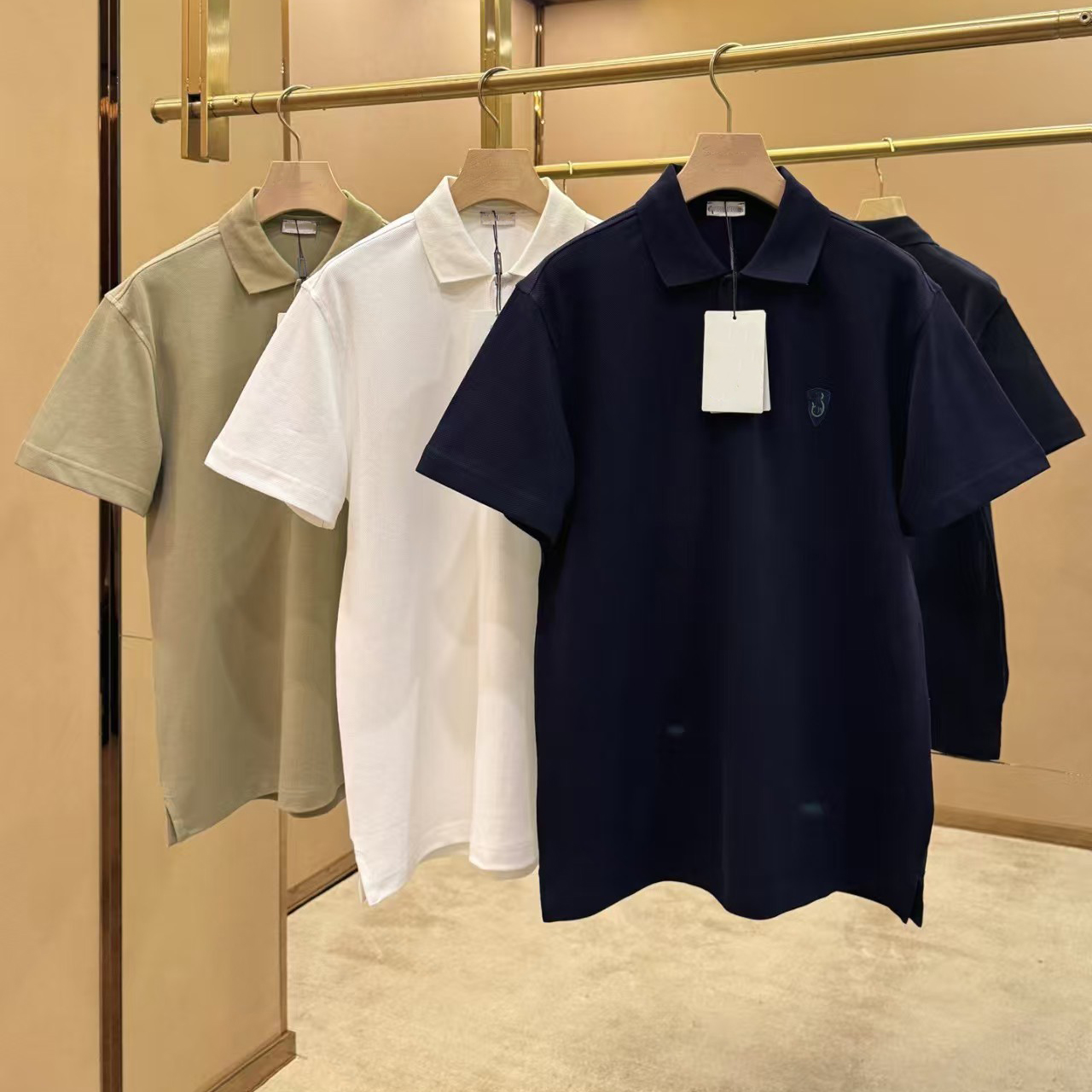 High quality designer men's T-shirt, men's polo shirt, business street, party short sleeved, fashionable and versatile multifunctional top