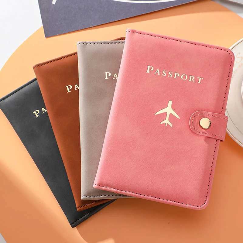 Personalized Passport Holder Custom Name on Cover Fashion Airplane Passport Cover Case Travel Document Orginizer K251219