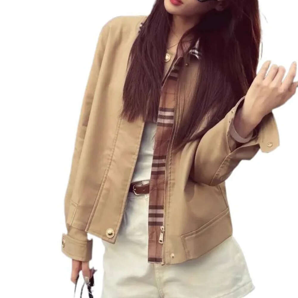 Autumn High End Short Women's coat Spring inspired madras collar plaid short jacket for women, old money style, relaxed and loose fit, versatile windbreaker jacket