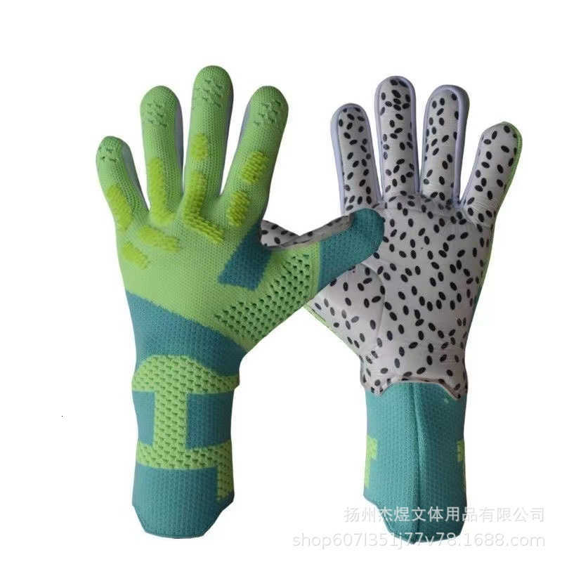 model youth and adult goalkeeper glove Latex gloves with excellent wear resistance and anti-slip propertie specially designed for goalkeeper competiti