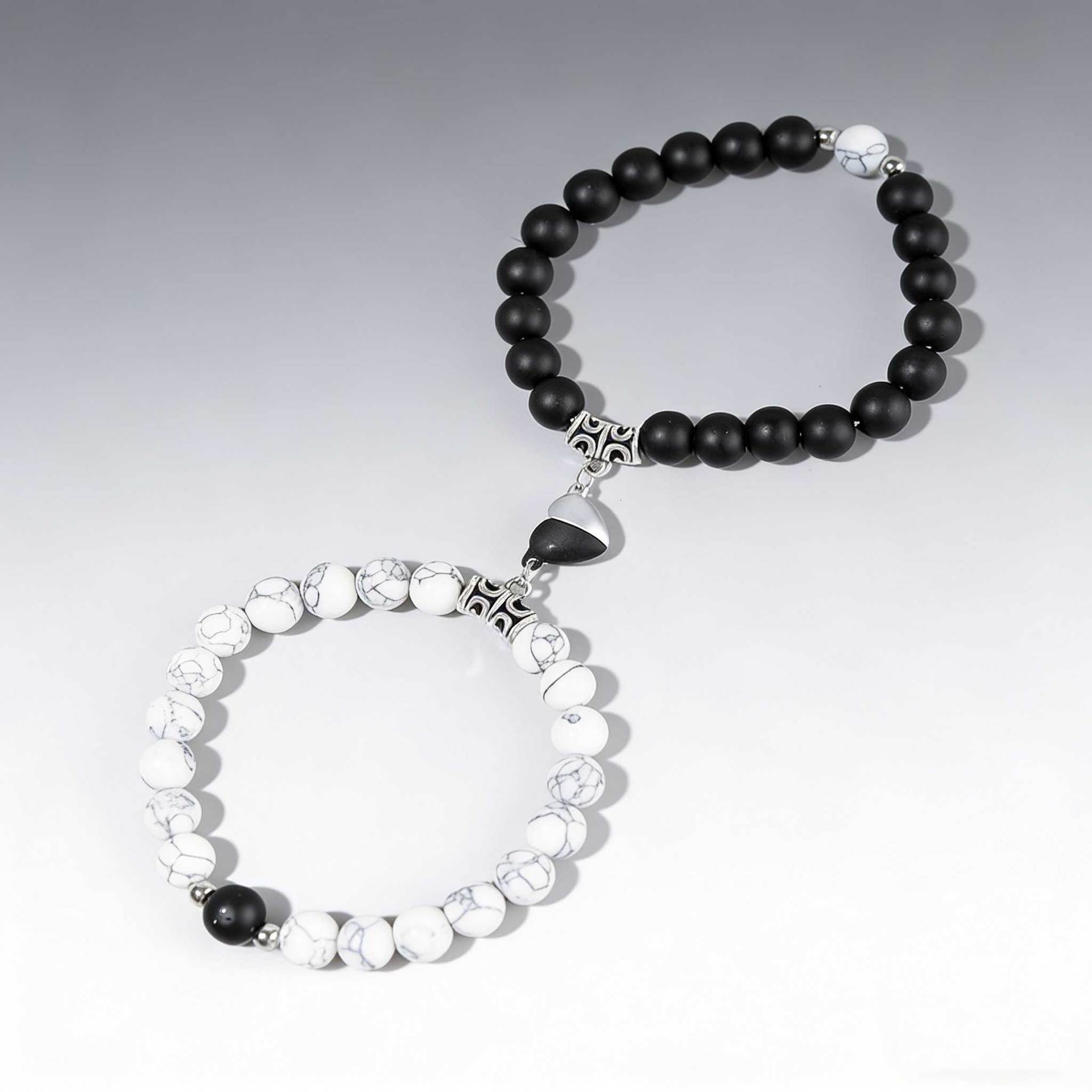 INS Black and White Heart Magnetic Couple Bracelets Pair Personality Niche Design Best Friend Bracelets Manufacturer Wholesale