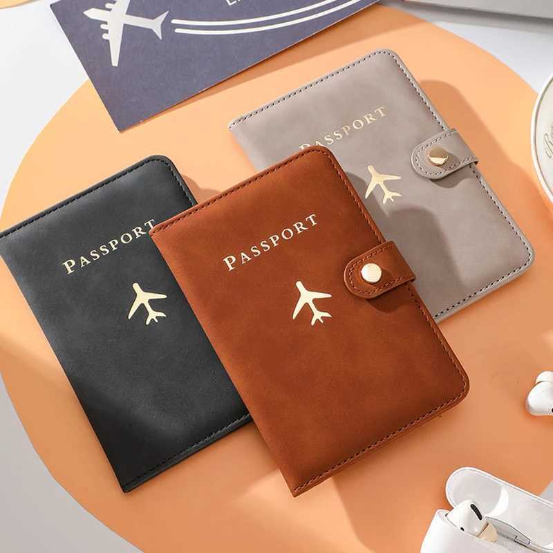 Personalized Passport Holder Custom Name on Cover Fashion Airplane Passport Cover Case Travel Document Orginizer K251219