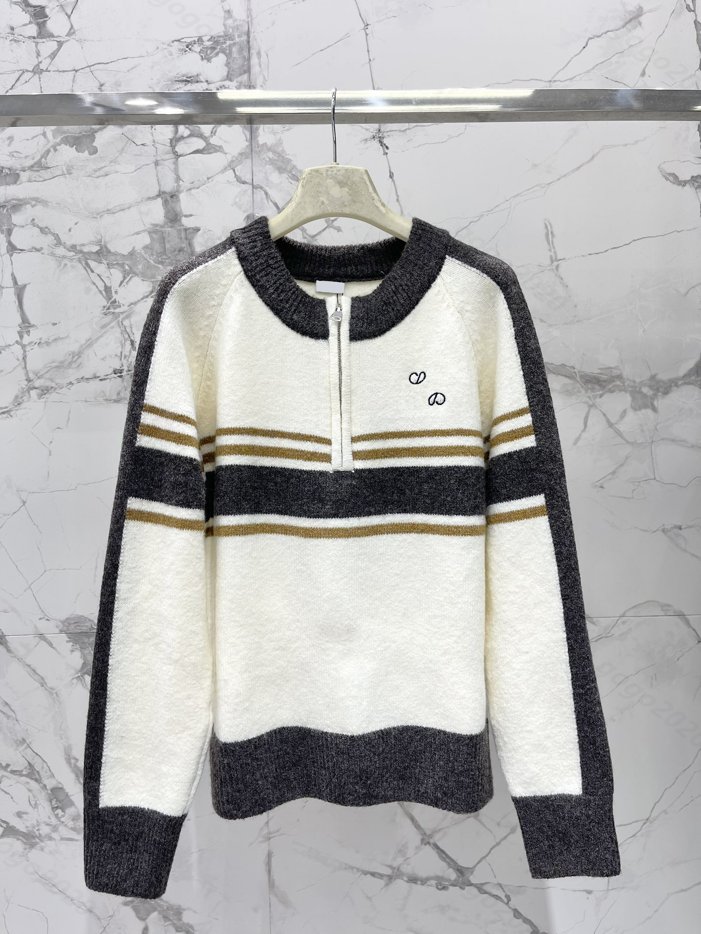 Warm Women Wool Design Cardigan Sweater Crew Neck Knitted Tops Half Zipper Letter Knitwear Tops Jersey Tops Grils Runway High End Casual Crop Top Elasticity Sweater