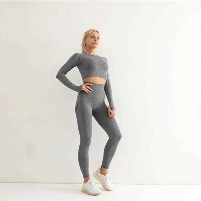 Seamless Yoga Sets Women Workout Sportswear Gym Clothing Long Sleeve Crop Top High Waist Leggings Workout Fitness Sports Suitst251219