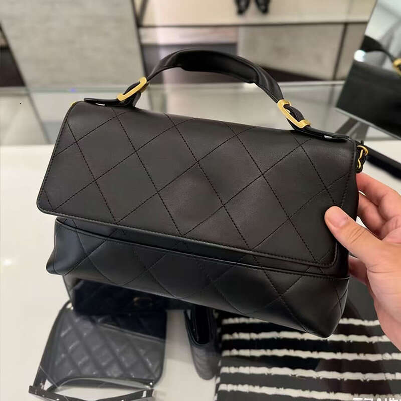 25A Designer Briefcase Woman Handbags Large Crossbody Bags Leather 25a Chain Shoulder Bag Fashion Ladies Casual Tote