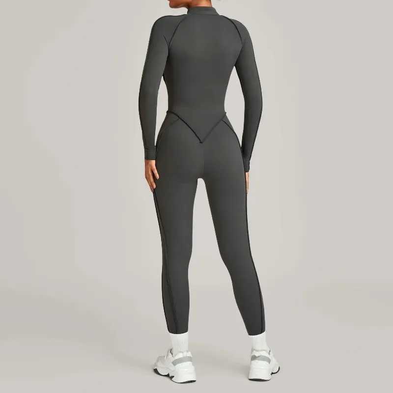 Womens Yoga Jumpsuits One-piece Sports Long-Sleeved Winter Hip-lifting Slimming Outdoor Gym Workout Leisure Fitness Bodysuitst251219