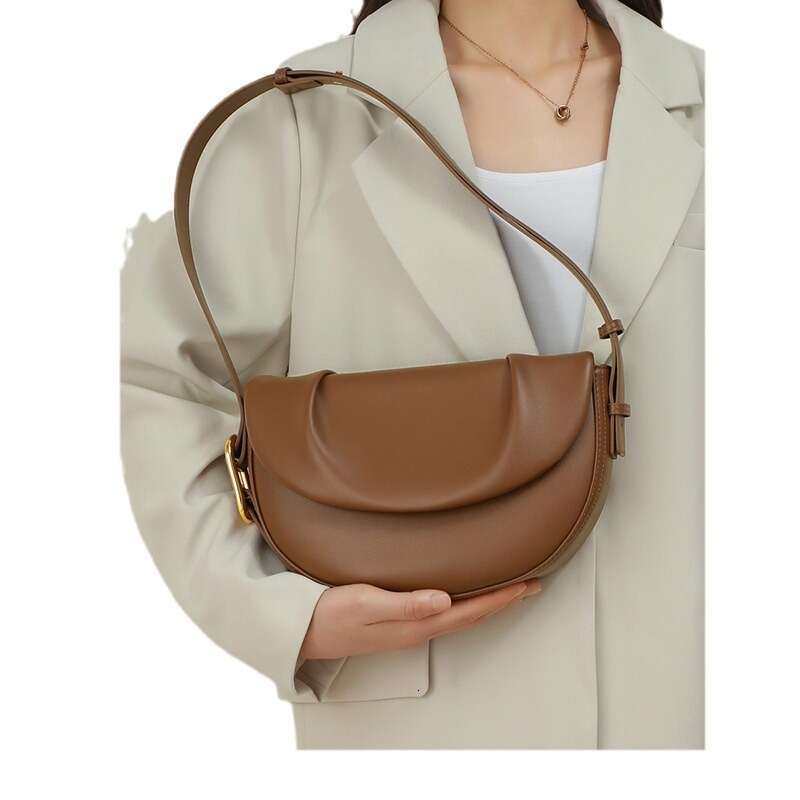 Luxury bag designer bag handbag Hobo2025 leather new spring/summer versatile shoulder bag niche crossbody bag cowhide pleated armpit saddle bag for wo