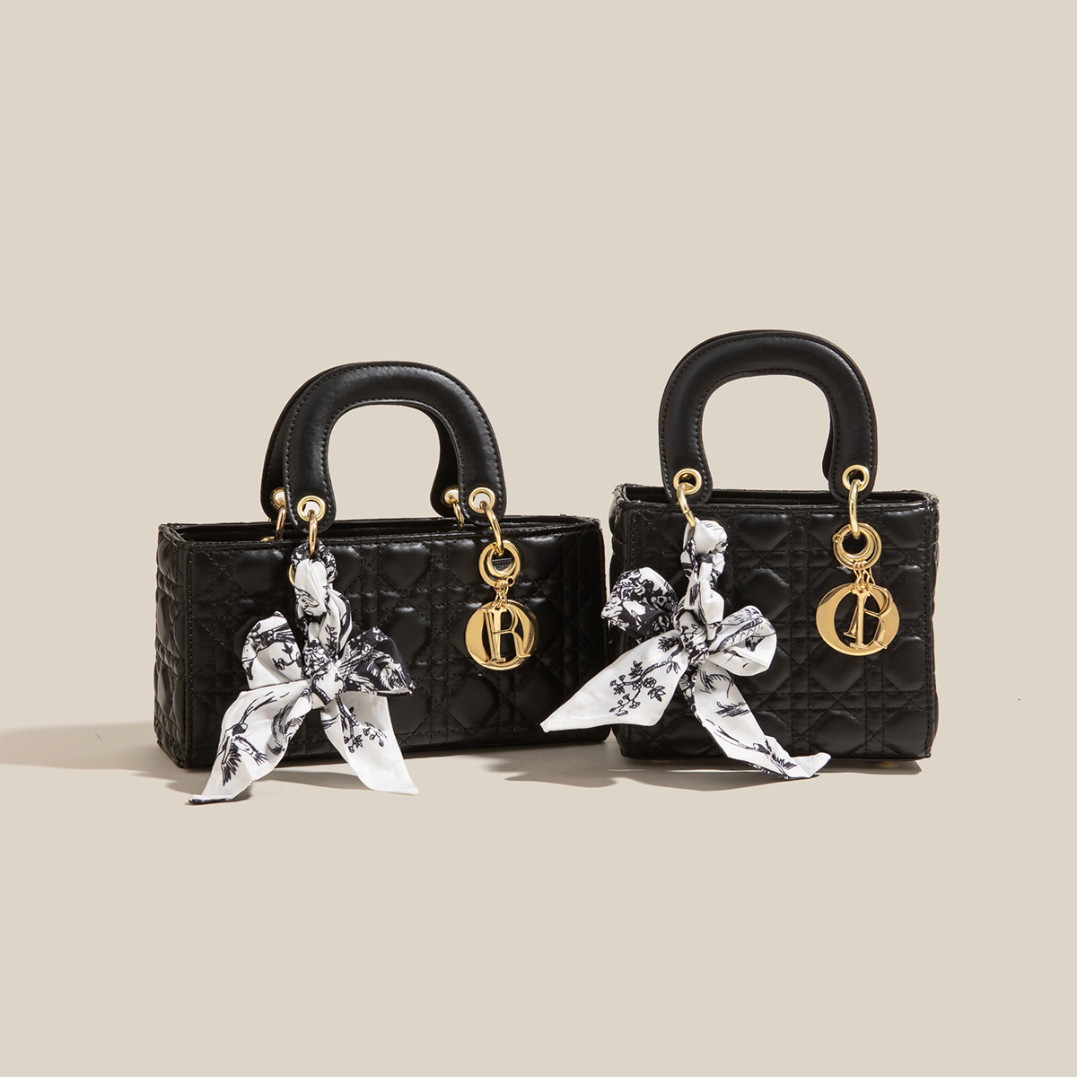 Cross-Border Style This Year's Trend Handheld Princess Diana Bag Bags Light Luxury Style Elegant Women's Quilted Handbag Commuting Embroidery Bag