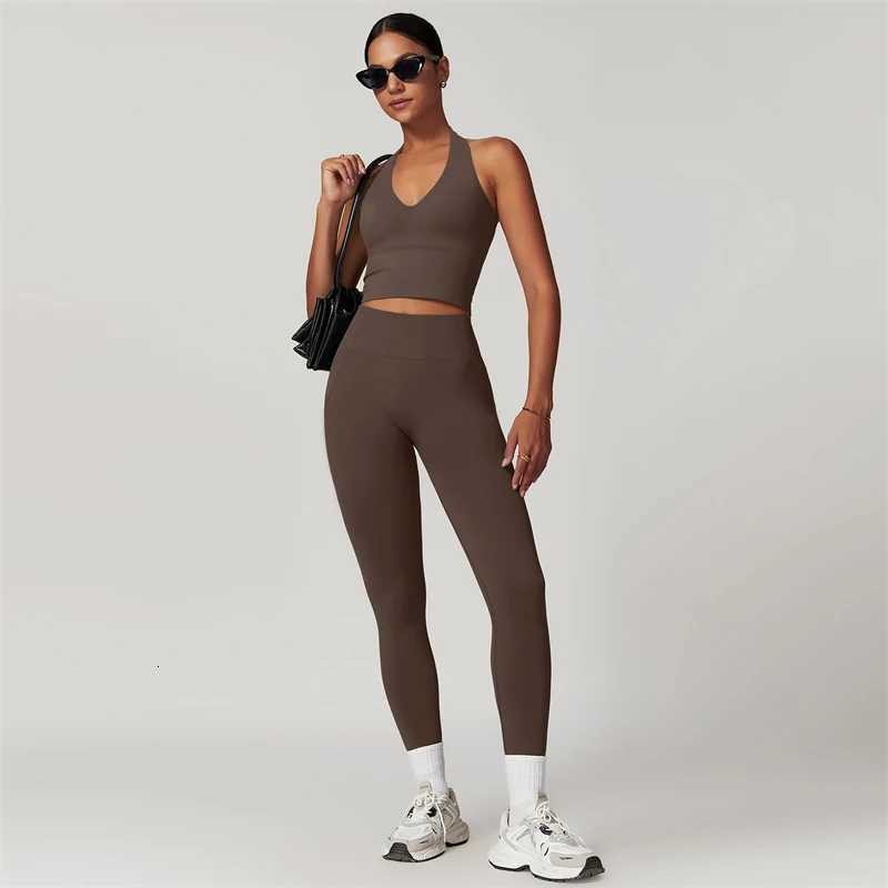 Quick-Dry Yoga Suit Sports Sets Running Crop Tops and Leggings 2 Piece Set Womens Tracksuit Fitness Wear Black Gym Clothingt251219