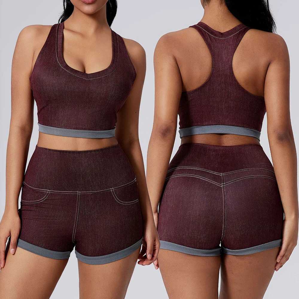 2 Pieces Sportswear Woman Gym Set Sport Vest Shorts Outfit Yoga Women Clothes Outdoors Running Fitness Activewear Sports Suitt251219