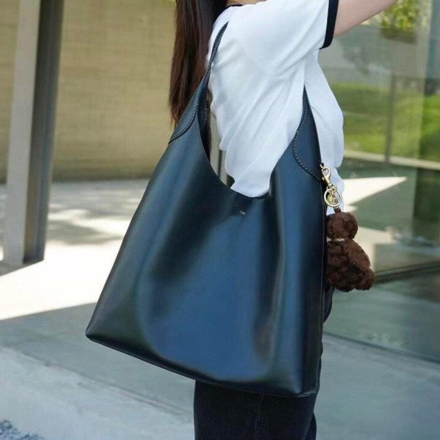 Luxury designer bag Brooklyn large capacity hobo underarm bag retro shoulder portable tote bag 01