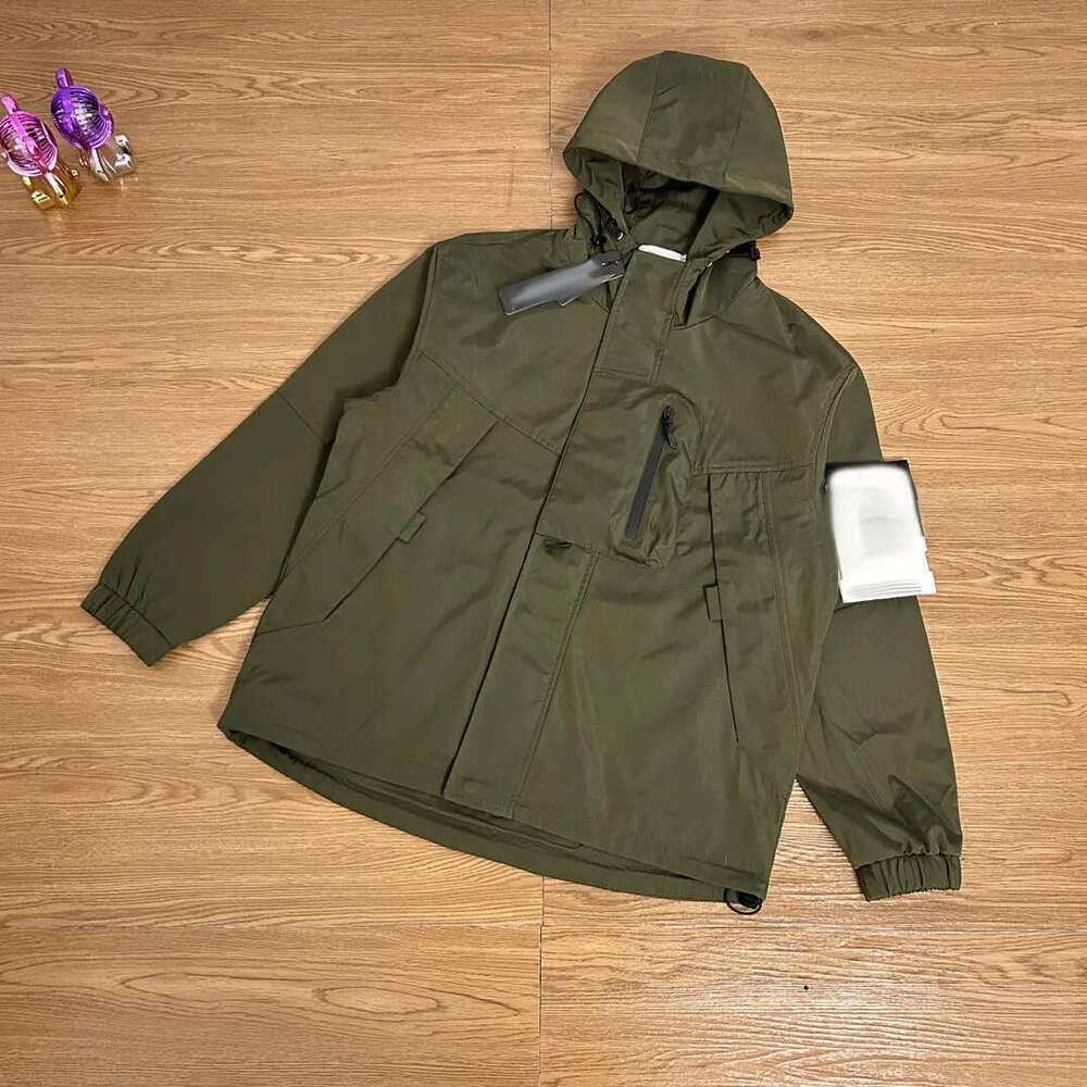 Islands Coats Stones Designer Jacket Zipper Hoodies Classic Compass Badge Outdoor Style Windbreaker Jacket Autumn Winter Couple Bomber Topstoney Jackets A46