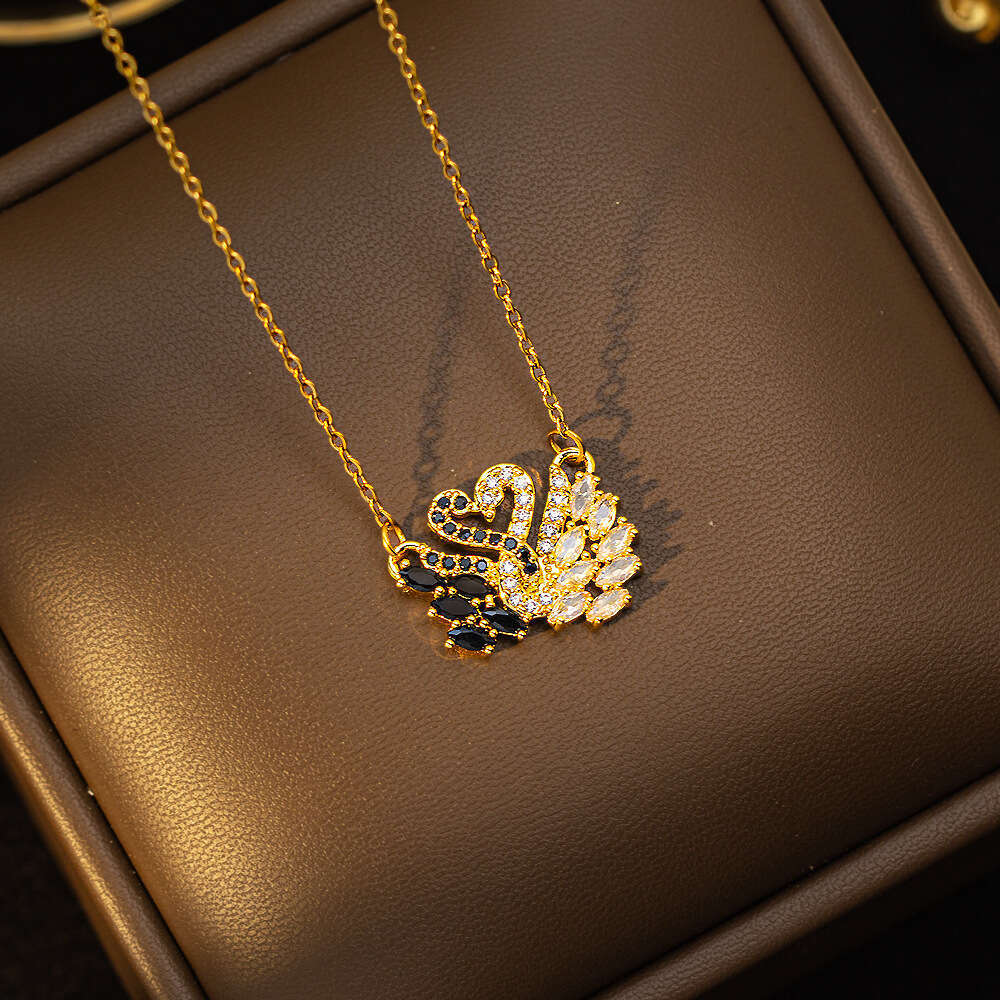 Titanium Steel Fashion Hot-Selling Crystal Swan For Women, Simple Pendant, New Light Luxury Sweater Chain Necklace