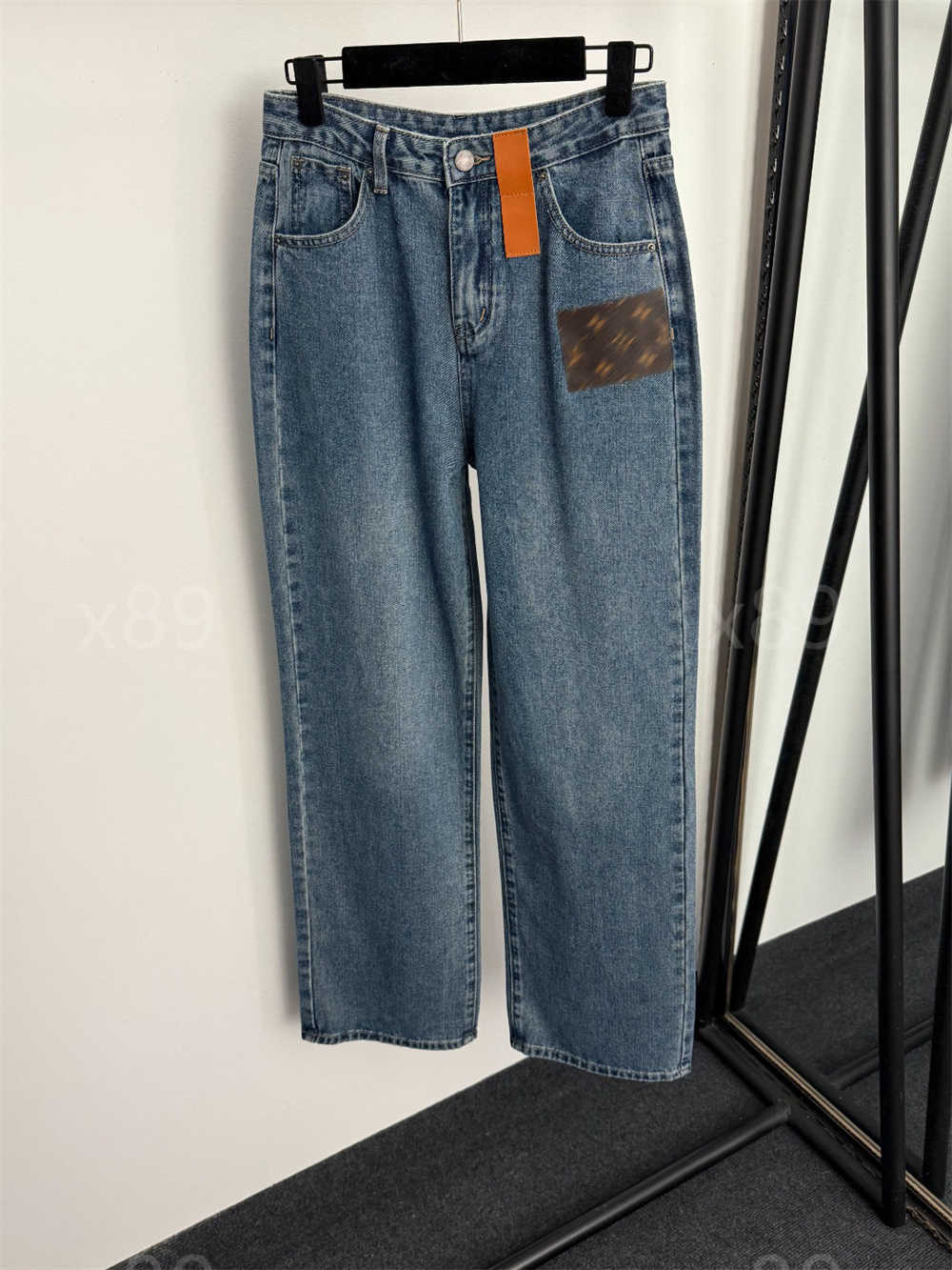 Slim jeans womens designer logo leather patch Decorative Loose pants Zipper Fly Versatile luxury high-end brand denim pants