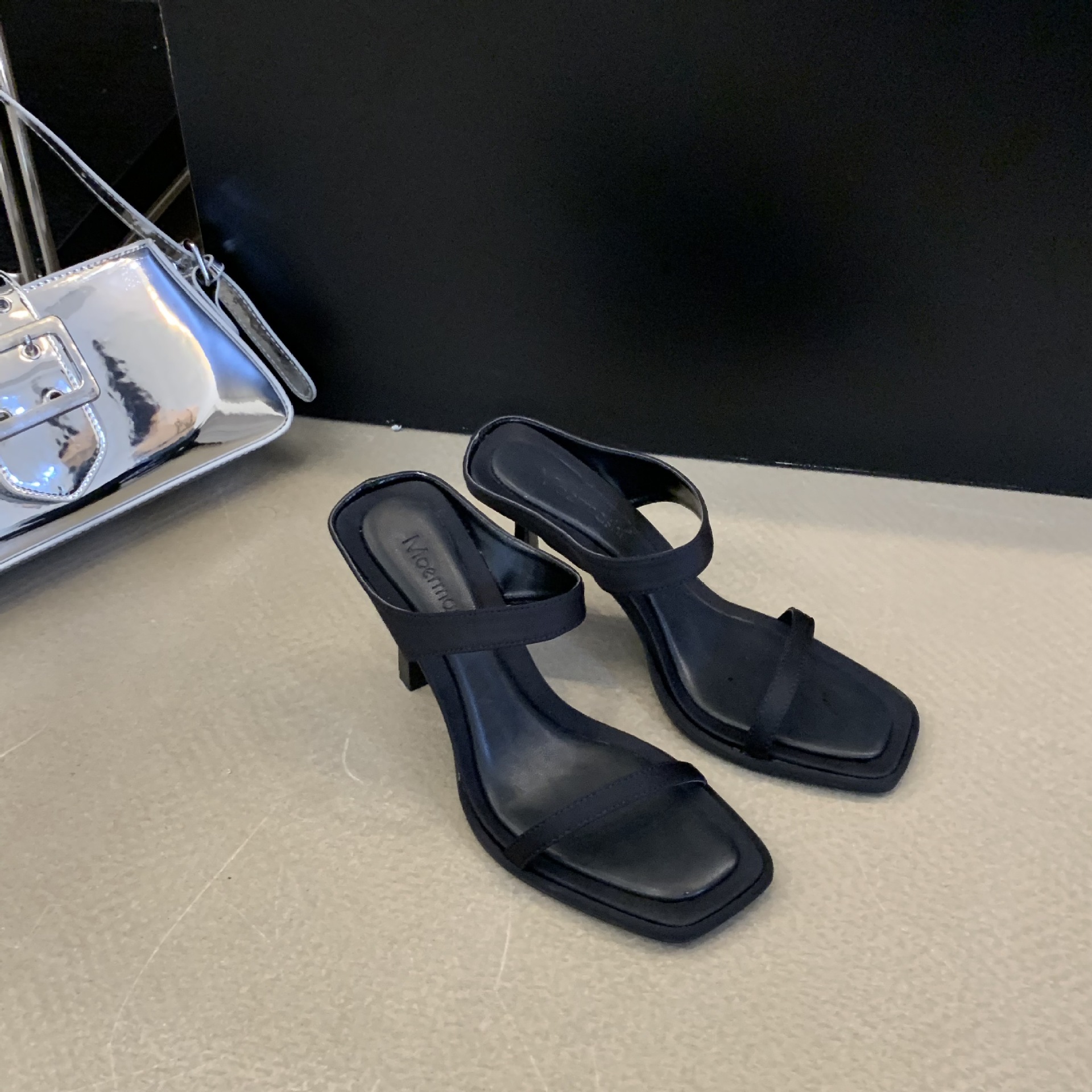 2026 New Women's Strappy Heeled Sandals Thin Heel Slide Design Fashion Versatile Open-Toe Shoes for Skirts
