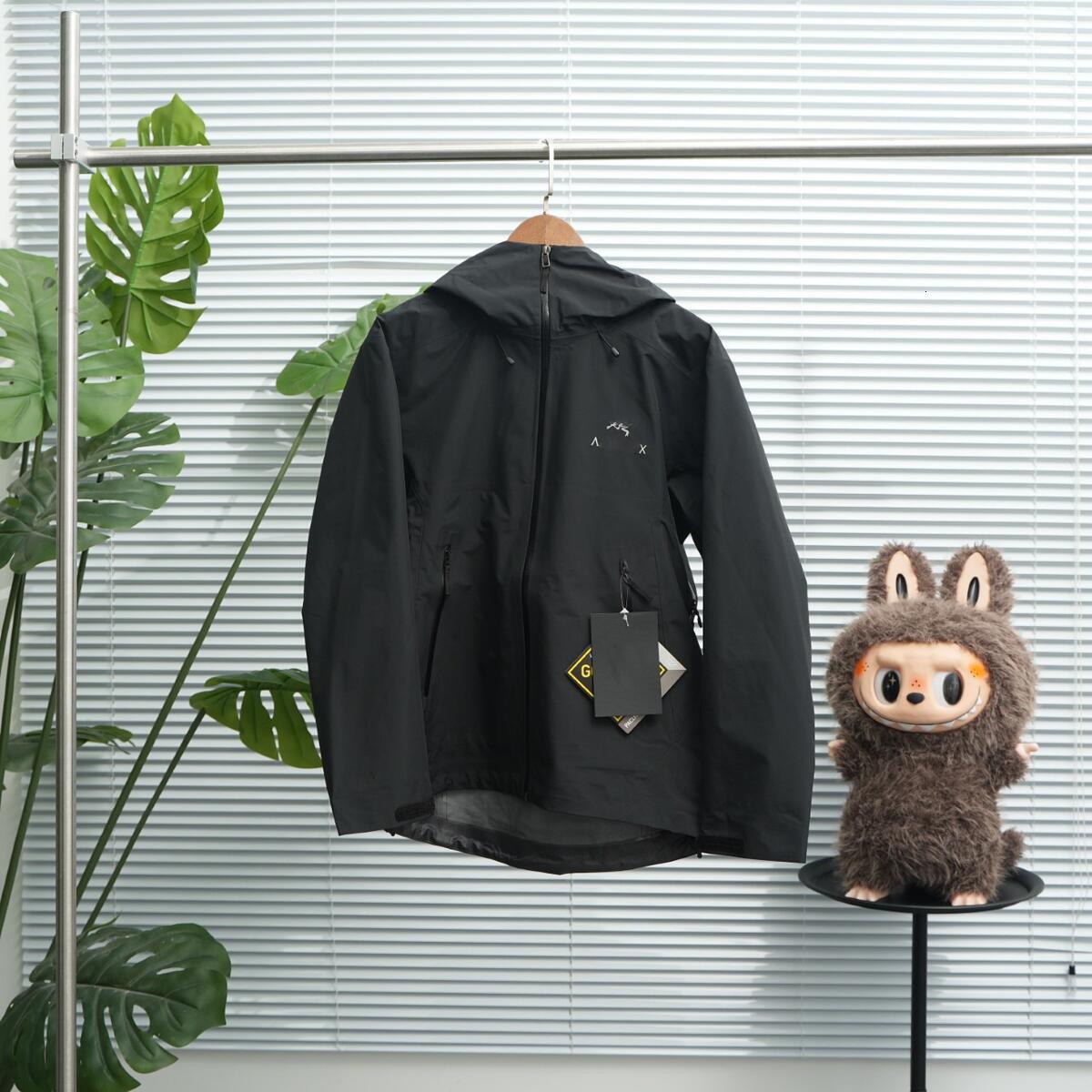 Arcteryrxly Jacket Men's Waterproof Outdoor Casual Beta LT Designer Artery Jacket Brand Outerwear Windbreaker Hooded Embroidered Logo Goretex Arcs Men's Jacket