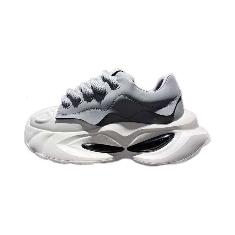 Classic Thick-Soled Men's 2025 Height Increasing Slimming Free shipping niche designer Youth Student Bread College Wind Sports Shoes Sneakers