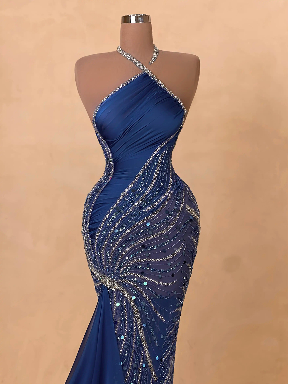 Stylish Halter Evening Dresses Sequins Beading Prom Dress Sleeveless Customized Mermaid Illusion Party Gowns Vestidos De Noche Plus Size