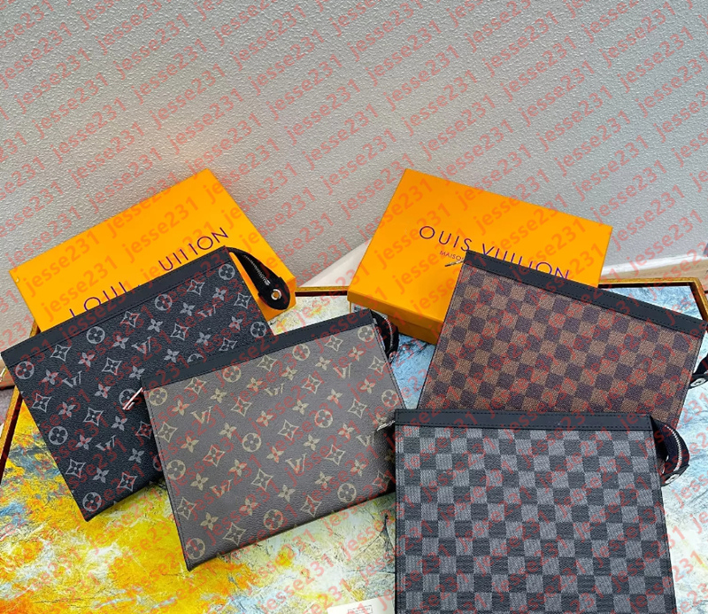 7A Designer bag womens mens Genuine Leather Pochette Voyage bag Travel Toiletry Pouch 26 cm Purse Makeup bags Clutch Bags Waterproof Cosmetic Cases wallets With Box