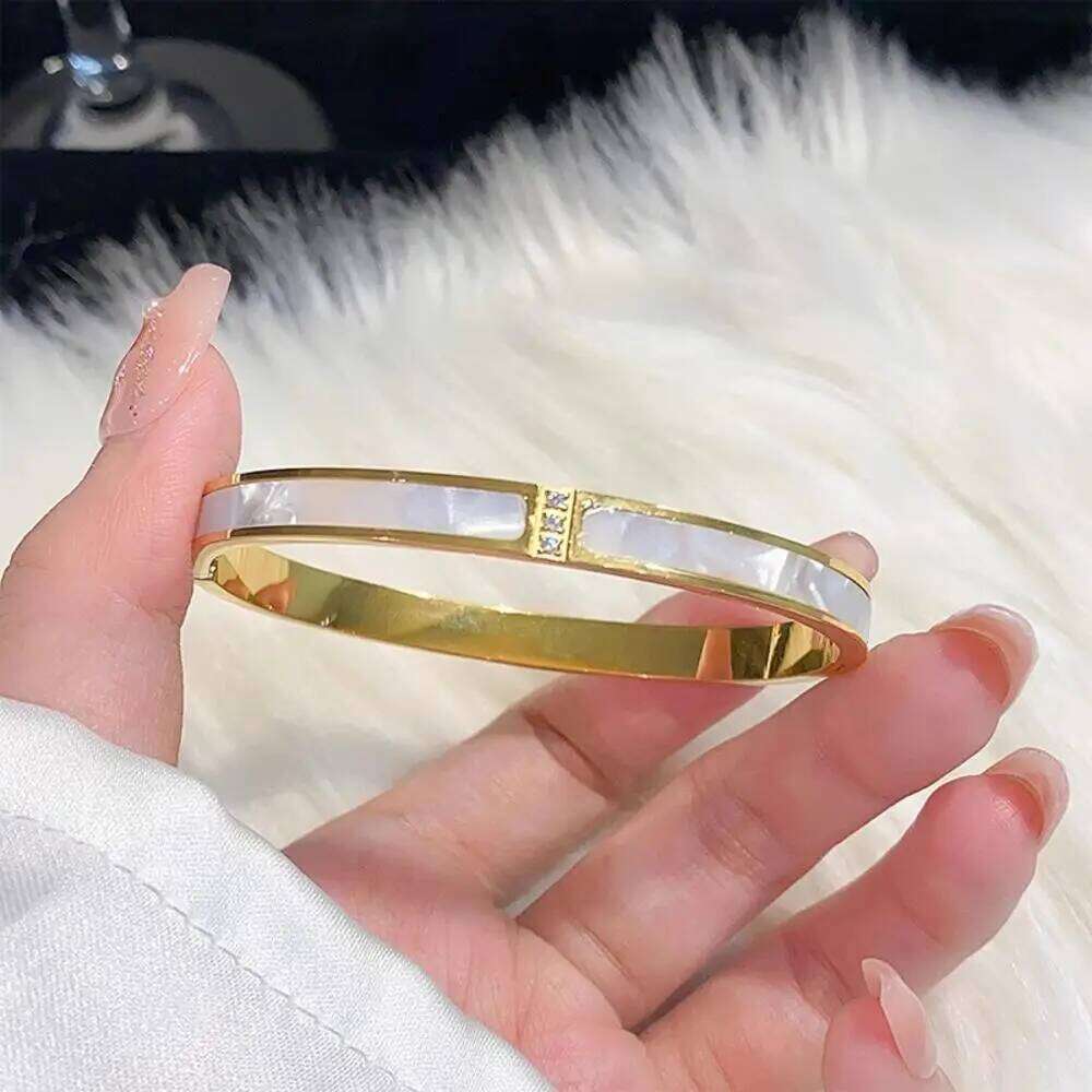 Women's Titanium Steel Starry Sky Small Waist Bracelet High-Grade Light Luxury Jewelry