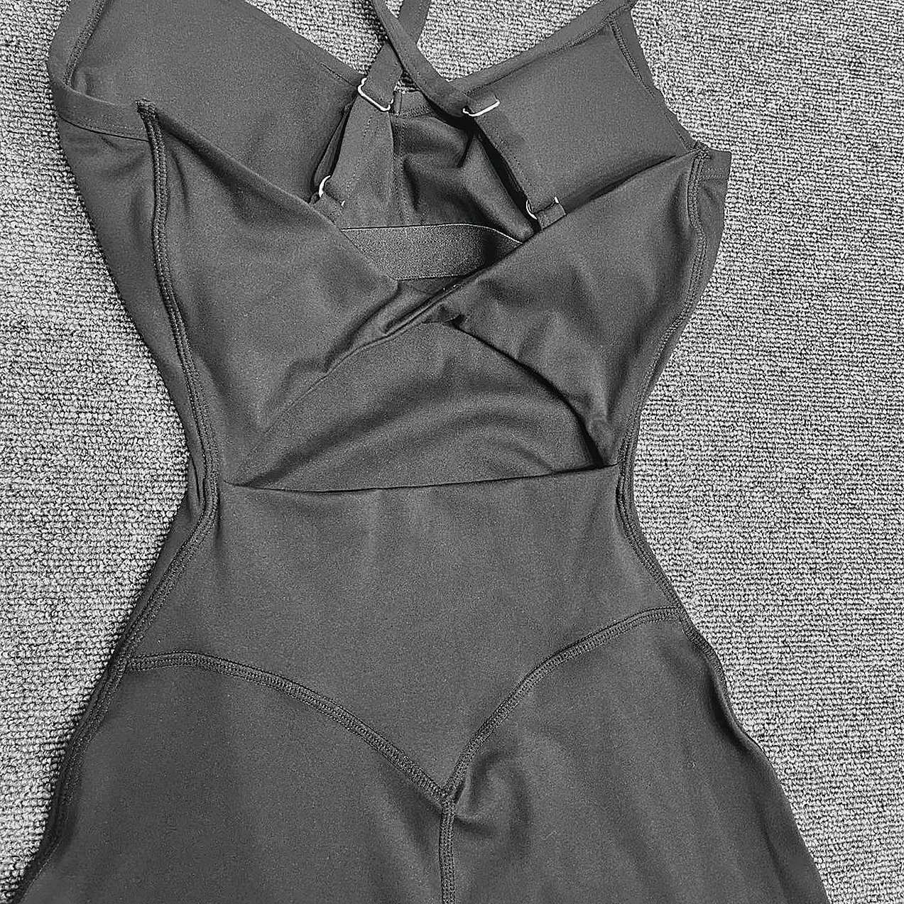 Pad Womens High-Waisted One Piece Bodysuit U-Neck Cross Back Adjustable Spaghetti Straps Butt Lifting Fitness Jumpsuit XP135t251219