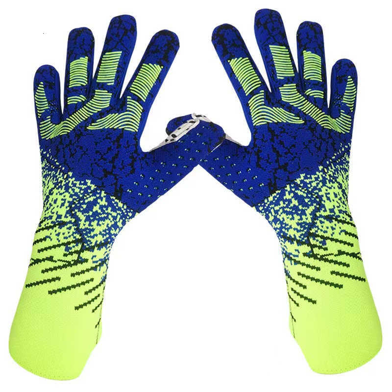 model youth and adult goalkeeper glove Latex gloves with excellent wear resistance and anti-slip propertie specially designed for goalkeeper competitions M251219