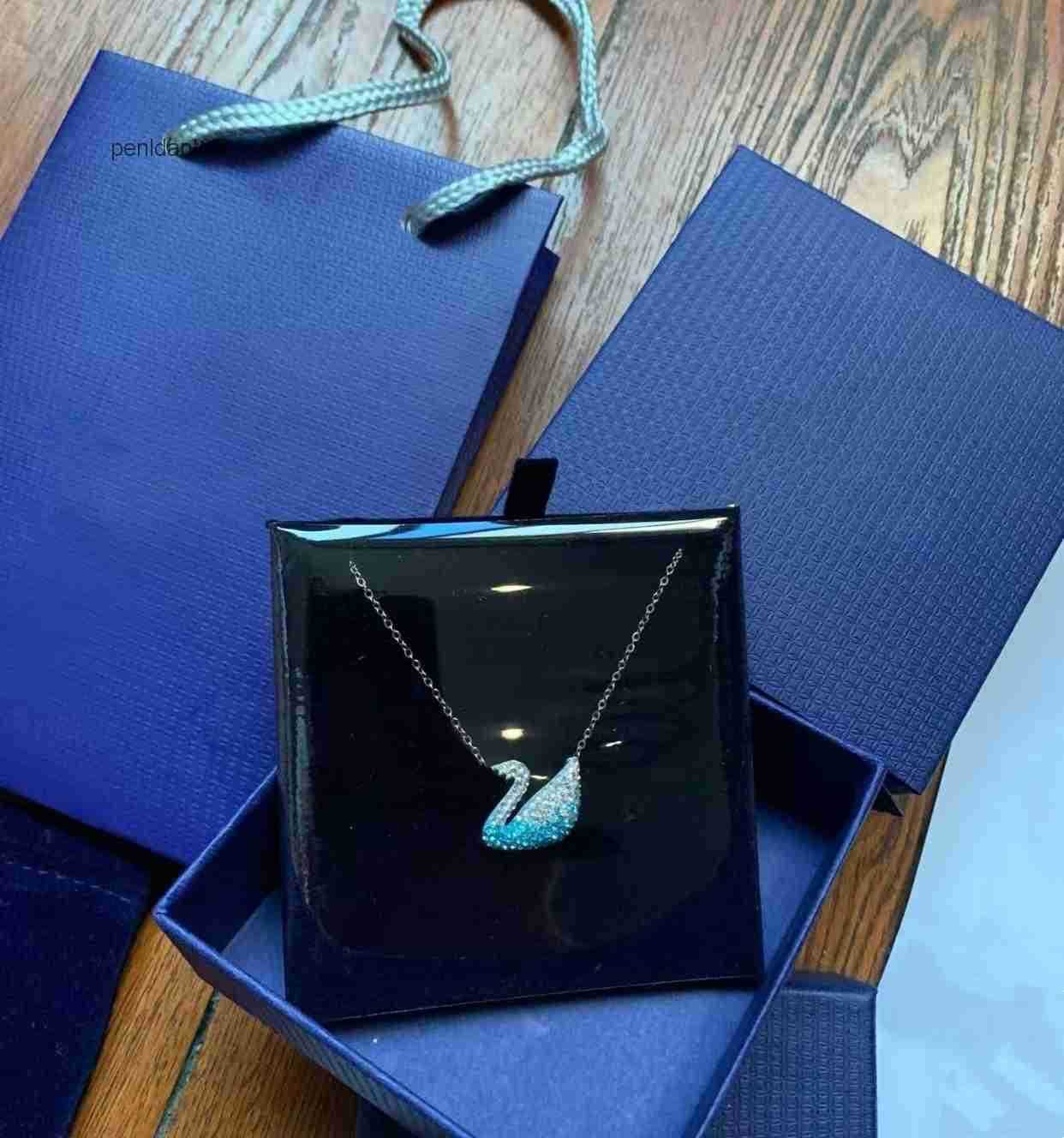 Pendant Necklaces D… - image