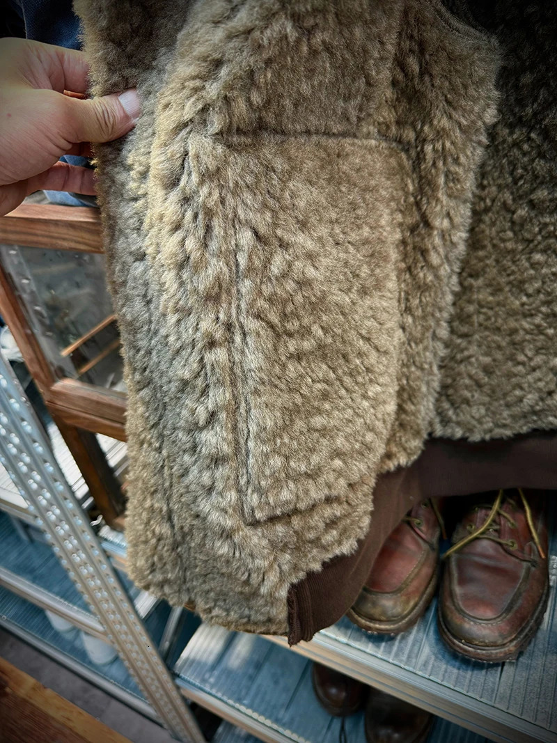 25AW Winter Shearling Trucker Jacket for Men Thermal Warm Thickened Suede Lambskin American Vintage Motorcycle Style Coats 4XL 251219