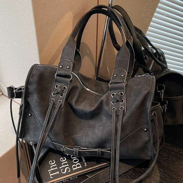 Korean Niche Cool Large Capacity Retro Single Shoulder New Lazy Style Star-Chasing Fashion Travel Crossbody Bag