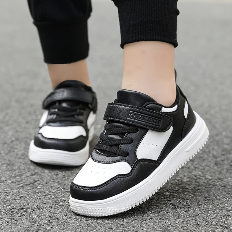 Boys Shoes Sneakers Leather Children Comfortable Flat Shoes Black White Shoes for Kids Girls School Walking Footwear Non Slip 251218