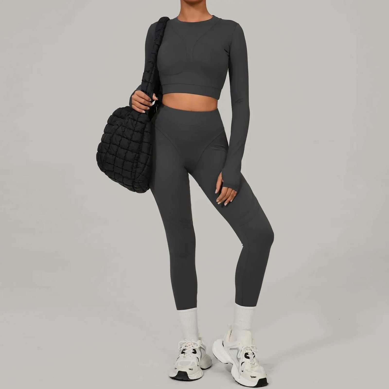 Womens Yoga Sets Sports Fitness High Waist Peach Hip Skinny Grinding Long-sleeved Outdoor Running Winter Workout Gym Suitst251219